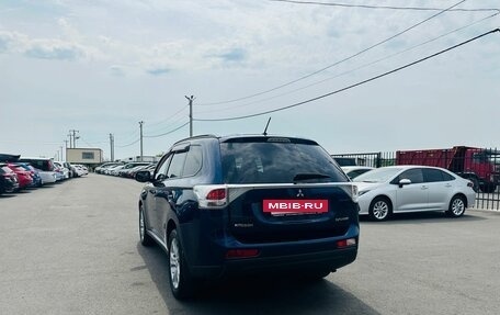 Mitsubishi Outlander III рестайлинг 3, 2013 год, 1 499 999 рублей, 4 фотография