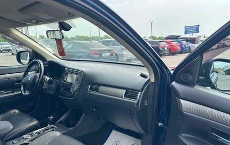 Mitsubishi Outlander III рестайлинг 3, 2013 год, 1 499 999 рублей, 12 фотография