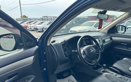 Mitsubishi Outlander III рестайлинг 3, 2013 год, 1 499 999 рублей, 10 фотография