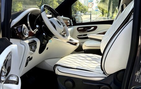 Mercedes-Benz V-Класс, 2022 год, 16 900 000 рублей, 6 фотография