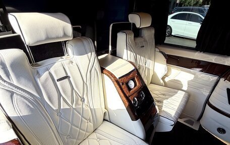Mercedes-Benz V-Класс, 2022 год, 16 900 000 рублей, 19 фотография