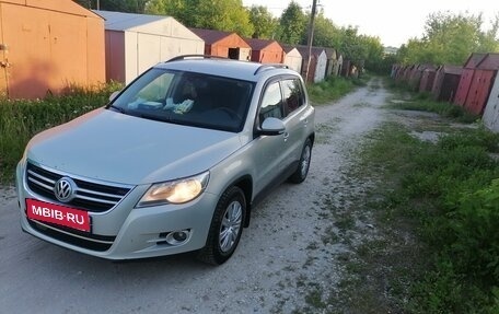 Volkswagen Tiguan I, 2010 год, 680 000 рублей, 1 фотография