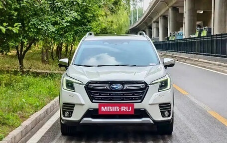Subaru Forester, 2023 год, 2 114 000 рублей, 3 фотография