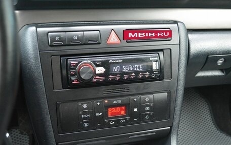 Audi A4, 1999 год, 369 999 рублей, 13 фотография