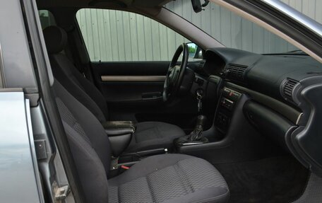 Audi A4, 1999 год, 369 999 рублей, 19 фотография