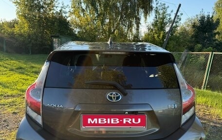 Toyota Aqua I, 2018 год, 1 190 000 рублей, 4 фотография