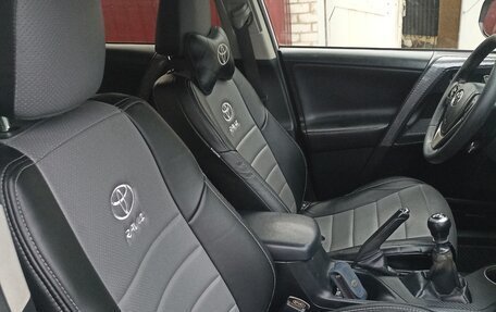Toyota RAV4, 2013 год, 1 750 000 рублей, 12 фотография