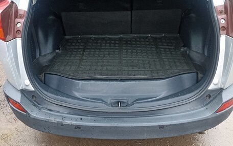 Toyota RAV4, 2013 год, 1 750 000 рублей, 14 фотография