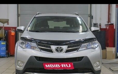 Toyota RAV4, 2013 год, 1 750 000 рублей, 10 фотография