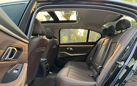 BMW 3 серия, 2023 год, 3 240 000 рублей, 11 фотография