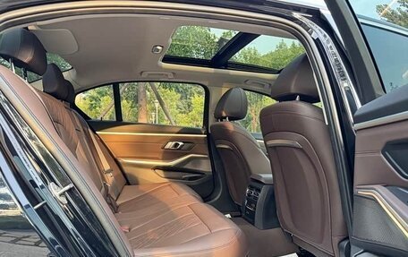 BMW 3 серия, 2023 год, 3 240 000 рублей, 12 фотография