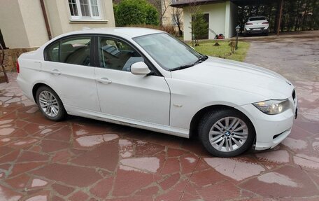 BMW 3 серия, 2011 год, 1 350 000 рублей, 3 фотография