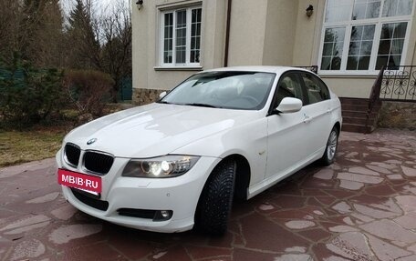 BMW 3 серия, 2011 год, 1 350 000 рублей, 4 фотография