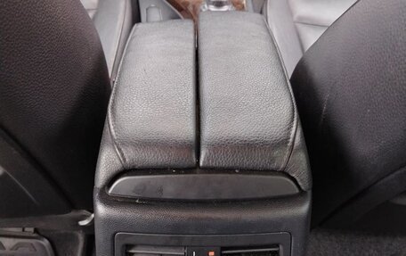 BMW 3 серия, 2011 год, 1 350 000 рублей, 24 фотография