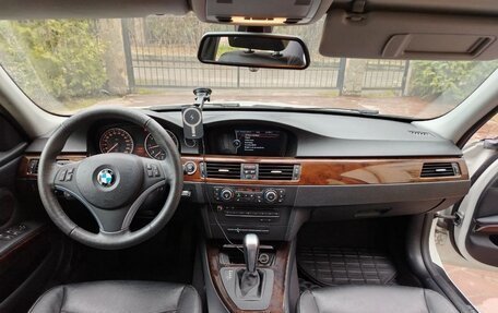 BMW 3 серия, 2011 год, 1 350 000 рублей, 26 фотография