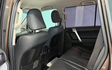 Toyota Land Cruiser Prado 150 рестайлинг 2, 2018 год, 5 500 000 рублей, 9 фотография