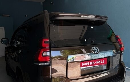 Toyota Land Cruiser Prado 150 рестайлинг 2, 2018 год, 5 500 000 рублей, 3 фотография