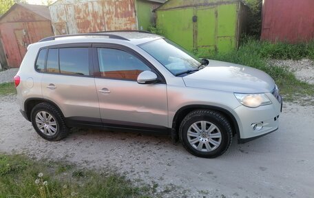 Volkswagen Tiguan I, 2010 год, 680 000 рублей, 4 фотография