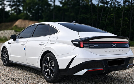 Hyundai Sonata VIII, 2023 год, 2 150 000 рублей, 3 фотография