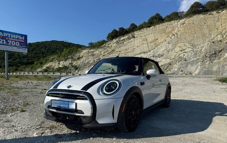 MINI Cabrio, 2024 год, 2 700 000 рублей, 4 фотография