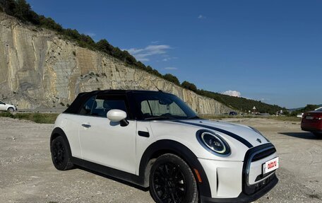 MINI Cabrio, 2024 год, 2 700 000 рублей, 3 фотография
