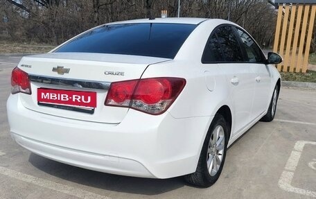 Chevrolet Cruze II, 2014 год, 895 000 рублей, 6 фотография