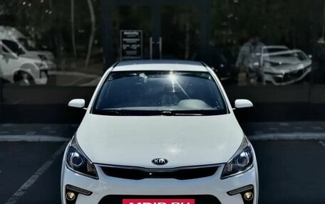 KIA Rio IV, 2020 год, 1 615 000 рублей, 2 фотография