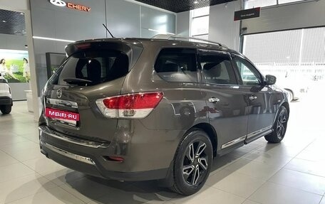 Nissan Pathfinder, 2015 год, 1 930 000 рублей, 4 фотография