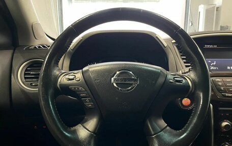 Nissan Pathfinder, 2015 год, 1 930 000 рублей, 13 фотография