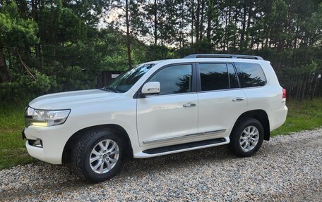 Toyota Land Cruiser 200, 2016 год, 6 200 000 рублей, 1 фотография