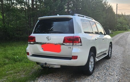 Toyota Land Cruiser 200, 2016 год, 6 200 000 рублей, 3 фотография