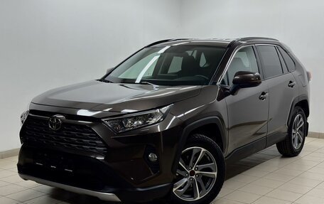 Toyota RAV4, 2019 год, 3 250 000 рублей, 1 фотография