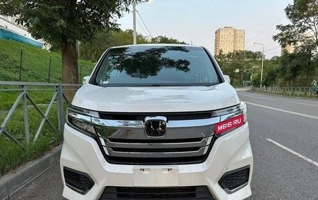 Honda Stepwgn IV, 2022 год, 1 950 000 рублей, 1 фотография