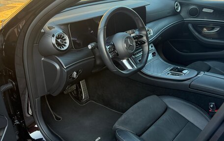 Mercedes-Benz E-Класс, 2021 год, 5 400 000 рублей, 7 фотография