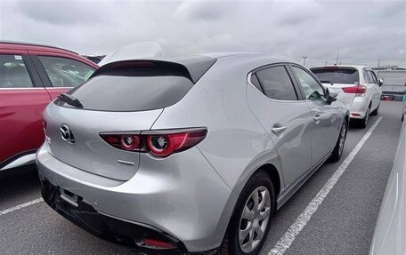 Mazda 3, 2022 год, 1 230 000 рублей, 4 фотография