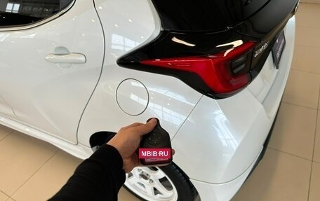 Toyota Yaris, 2020 год, 1 449 999 рублей, 23 фотография