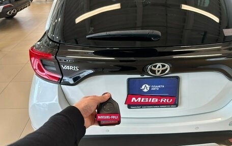 Toyota Yaris, 2020 год, 1 449 999 рублей, 24 фотография