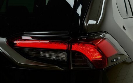 Toyota RAV4, 2019 год, 3 250 000 рублей, 10 фотография