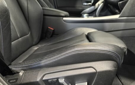 BMW 3 серия, 2019 год, 3 390 000 рублей, 18 фотография