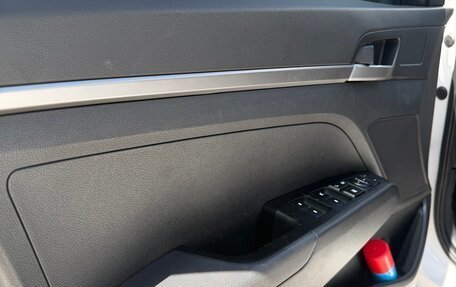 Hyundai Elantra VI рестайлинг, 2018 год, 1 270 000 рублей, 6 фотография