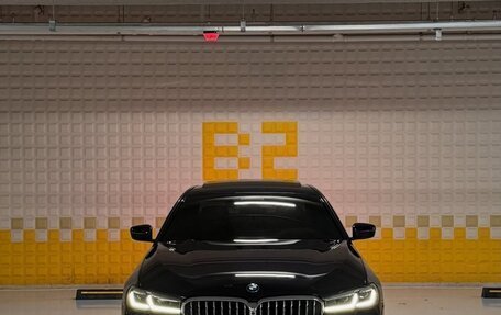 BMW 5 серия, 2023 год, 5 040 000 рублей, 2 фотография