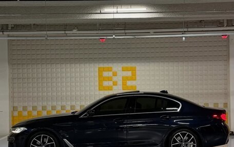 BMW 5 серия, 2023 год, 5 040 000 рублей, 4 фотография