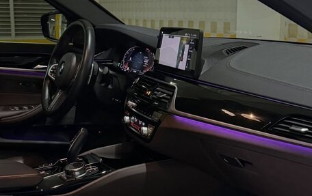 BMW 5 серия, 2023 год, 5 040 000 рублей, 12 фотография