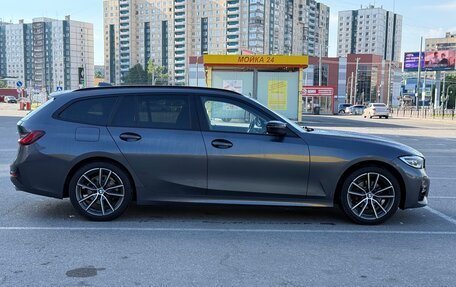 BMW 3 серия, 2019 год, 2 900 000 рублей, 4 фотография