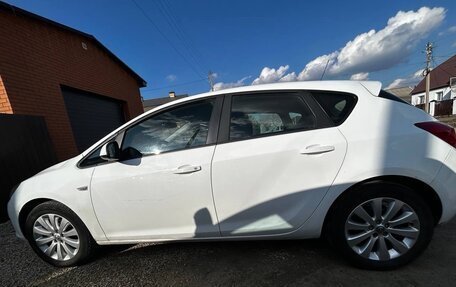 Opel Astra J, 2011 год, 500 000 рублей, 11 фотография