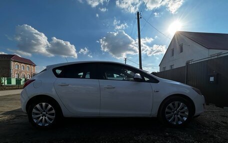 Opel Astra J, 2011 год, 500 000 рублей, 14 фотография