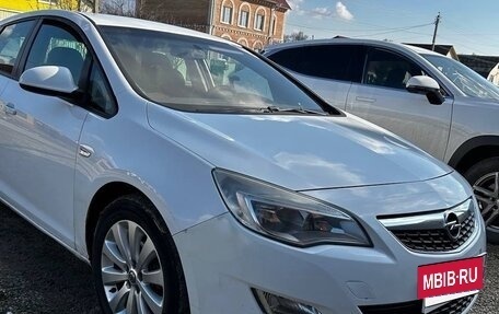 Opel Astra J, 2011 год, 500 000 рублей, 15 фотография