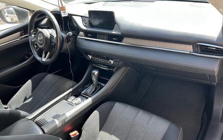Mazda 6, 2019 год, 2 150 000 рублей, 10 фотография