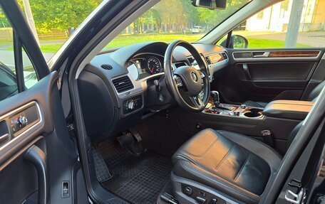 Volkswagen Touareg III, 2012 год, 2 390 000 рублей, 14 фотография