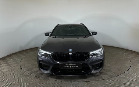 BMW 5 серия, 2019 год, 5 190 000 рублей, 2 фотография